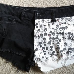 Skull Shorts. Black and White. Punk. Goth. Summer.